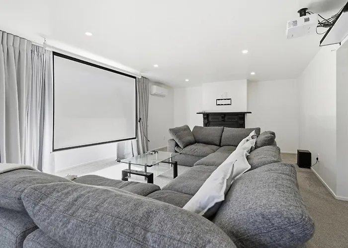 度假居 Elevated Escape For Biking, Golfing, Relaxing-swimming Pool Is Only Available For Summer *